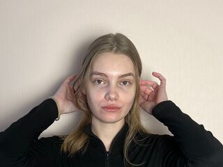 Webcam model DarelleCarvin profile picture