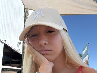 VIVO.webcam CherylHeffern (18) girl with tiny breasts