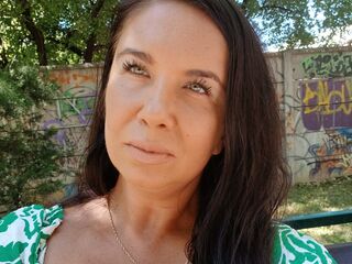 YvonnaElena