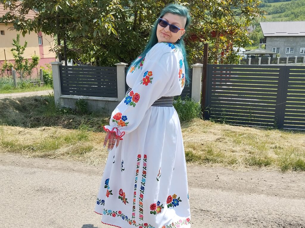 Profile photo of YolaDom