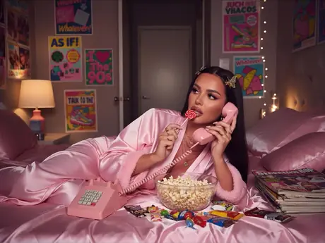 Chat with SabrinaKrystal