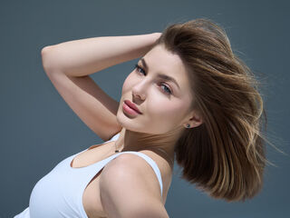 free live cam online CrystaLuna
