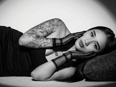 Chat with LisaNoback