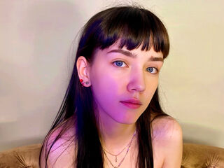 NikiBlaise - Girl 