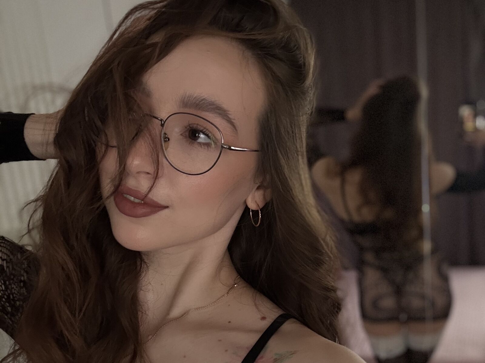 Live cam for EmilySimon
