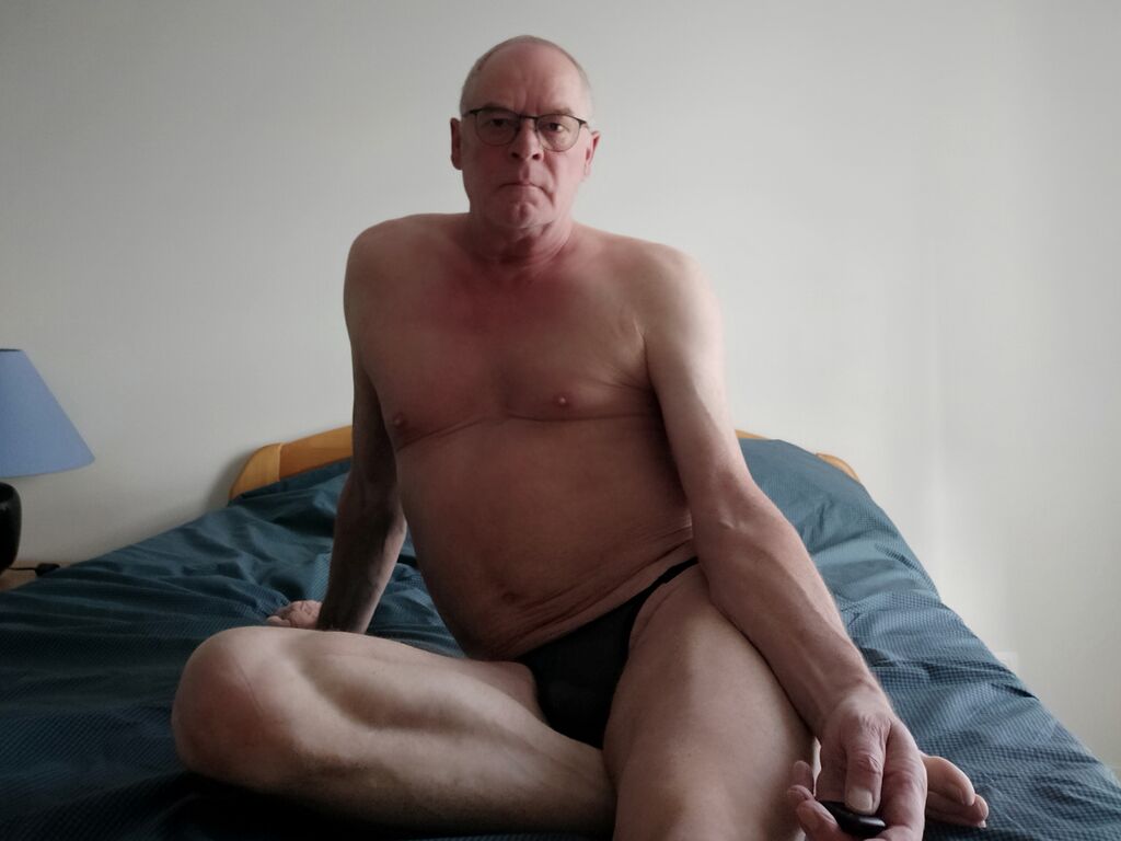 ElioJames