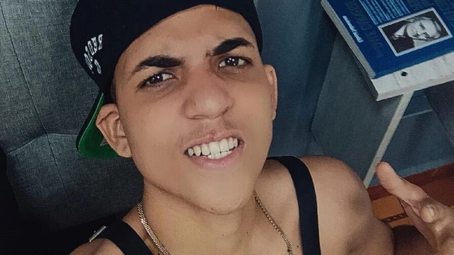 LukassCaballero Cumshow Vip