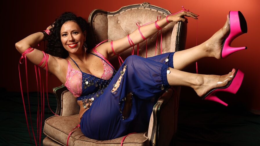 Discover BettiAdamson VIP show