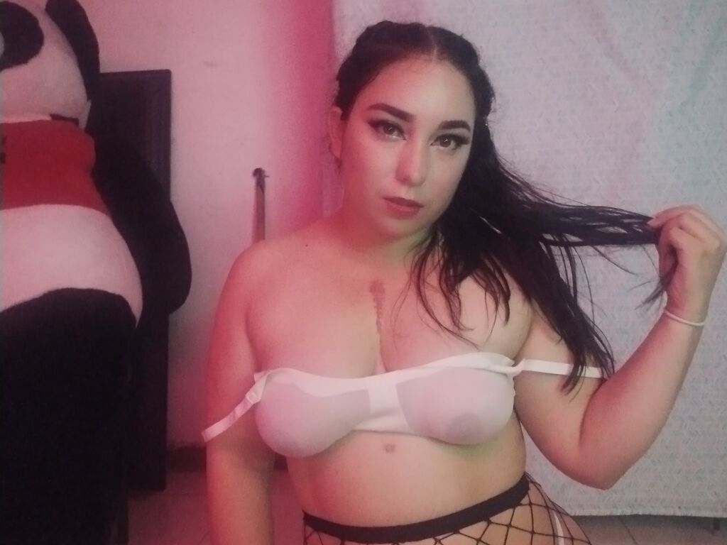 NataliaTayner web cams pussy sex