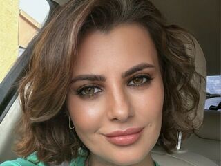 Webcam model AnishaBee from LiveJasmin