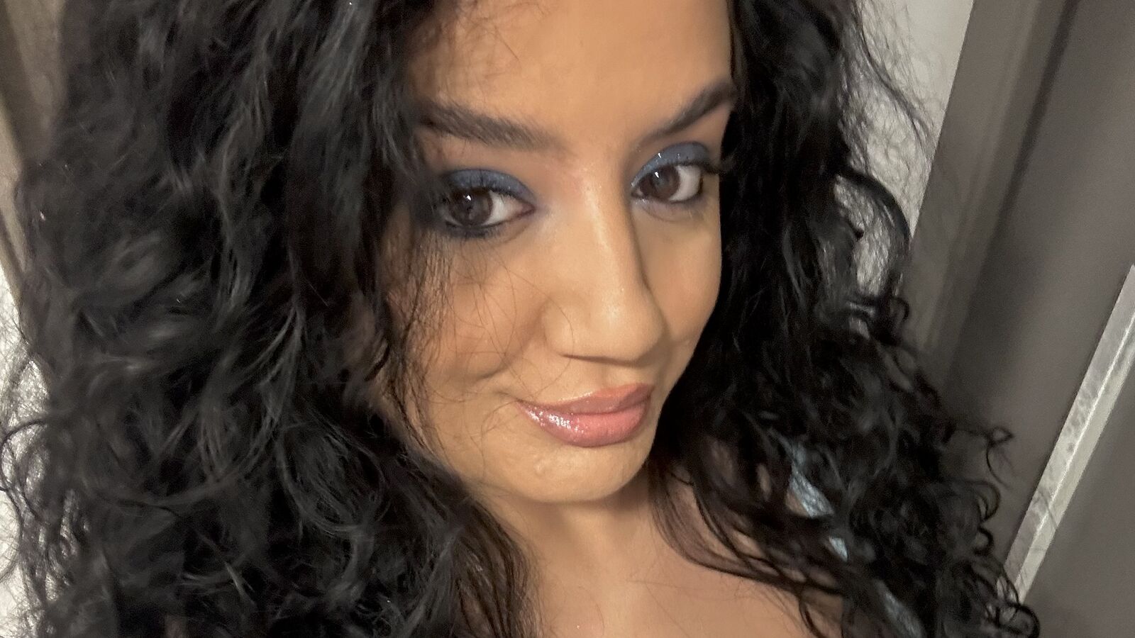 ElviraEda erotic portrait