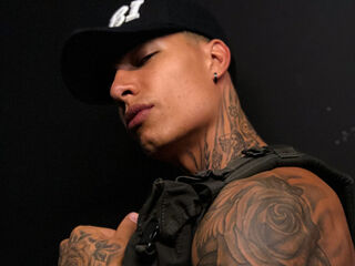 chatroom free AndrewSabaj