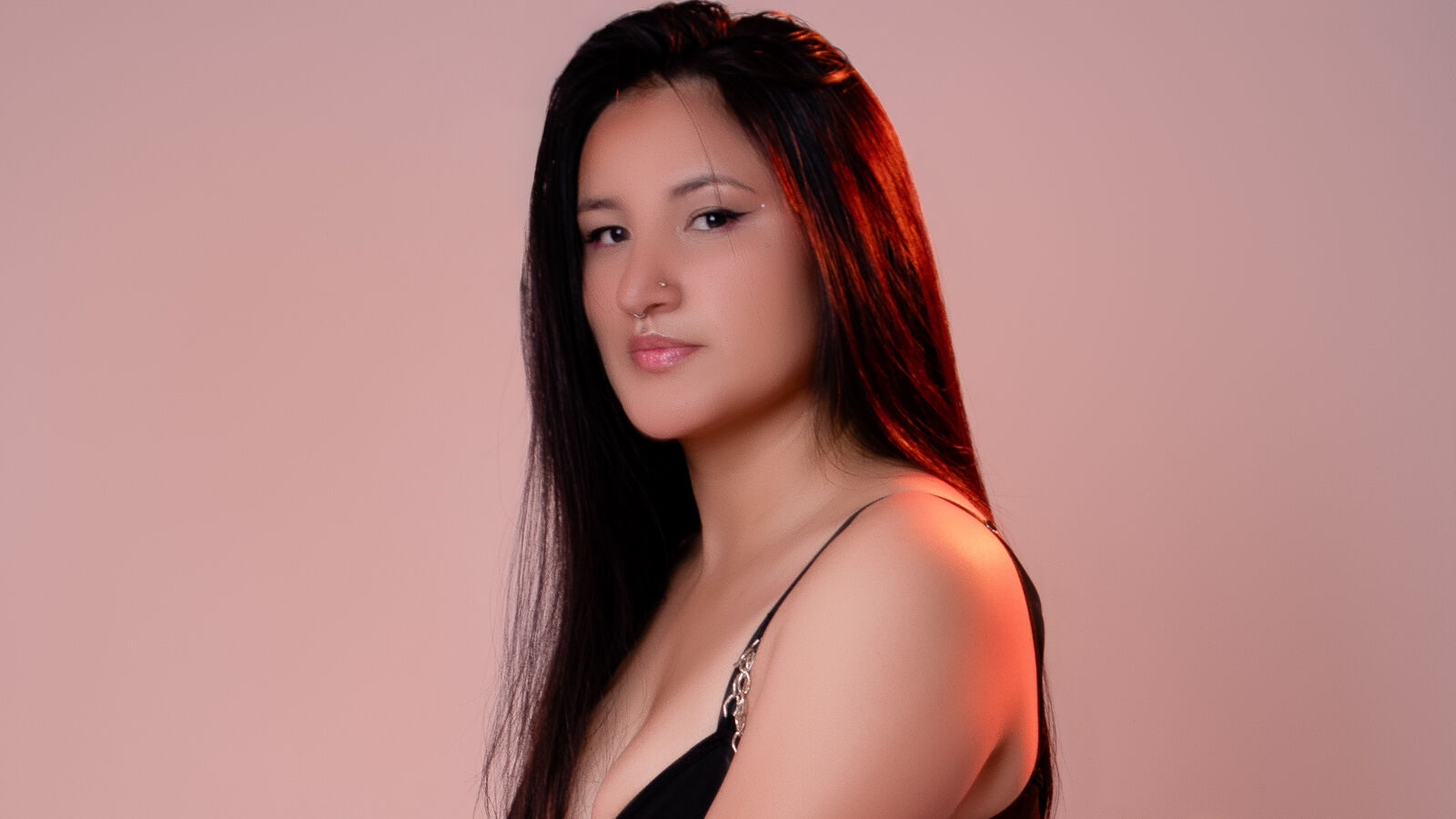 TamaraBlake glamour portrait