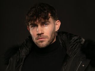 free webcam Alphahhunk