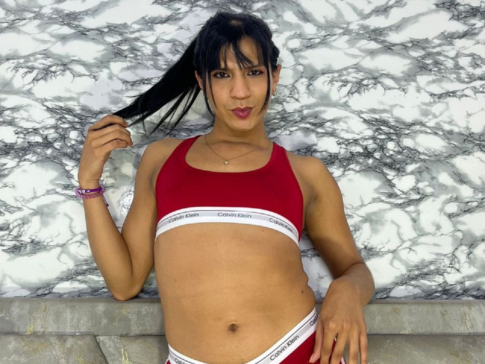 Live cam for AntonellaMia