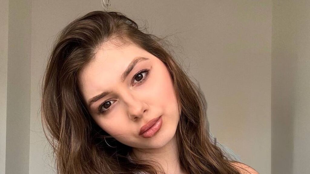 ArleighDanforth's profile from Jasmin at GirlsOfJasmin'