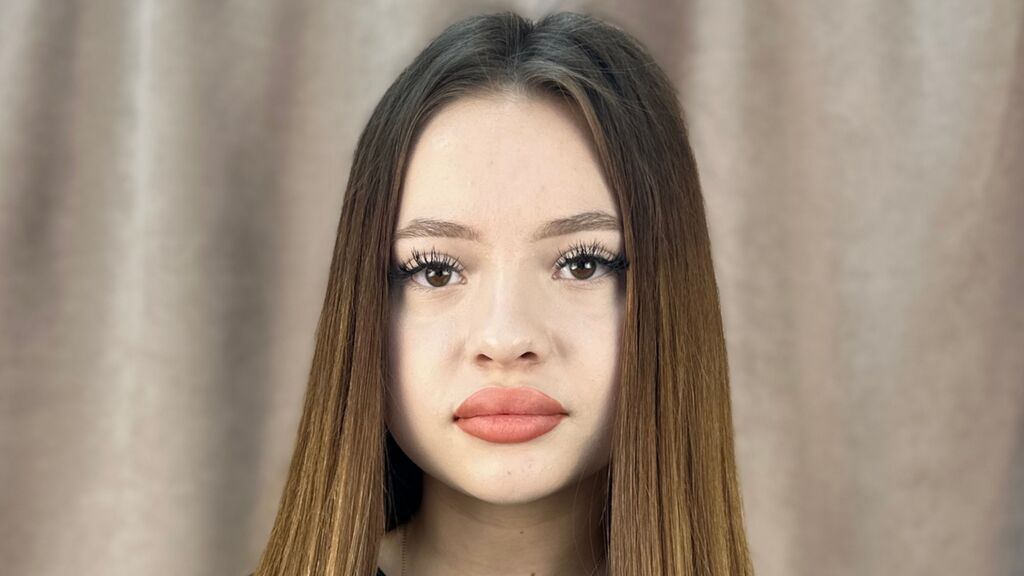 TaiteFairleigh online on GirlsOfJasmin