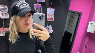 Free Nude JadeHillis