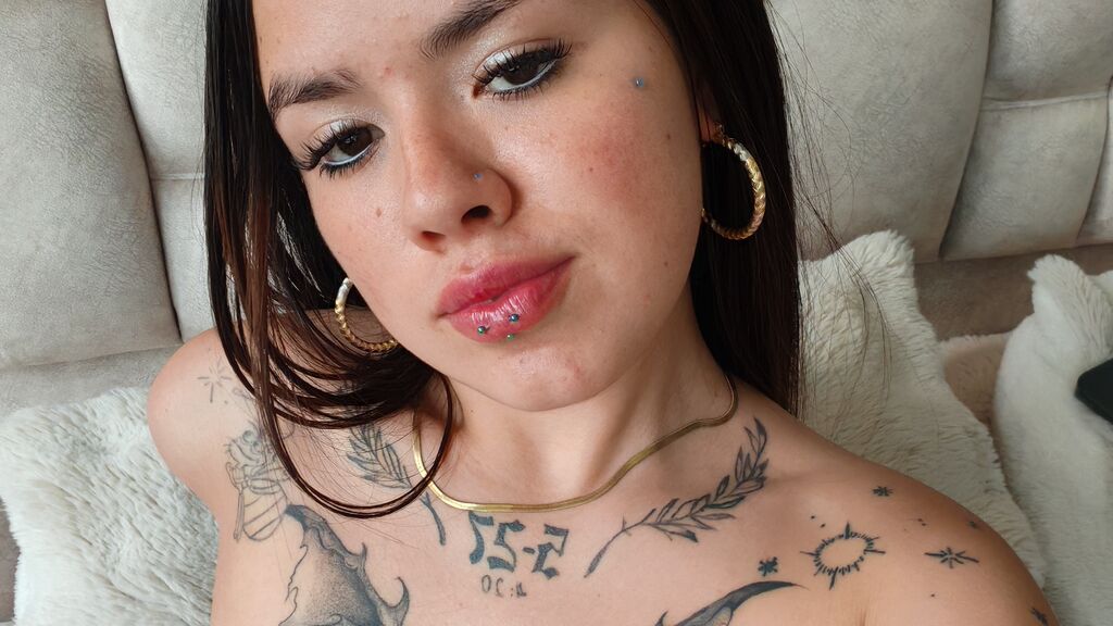 EmmaRigth's profile from Jasmin at GirlsOfJasmin'