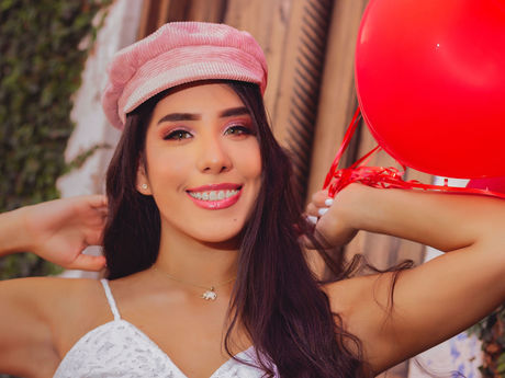 Chat with AbrilVelez