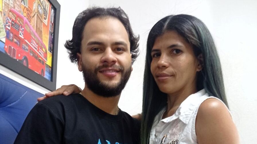 MarceyJuan's live cam