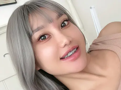 Chat with ErzabelLew