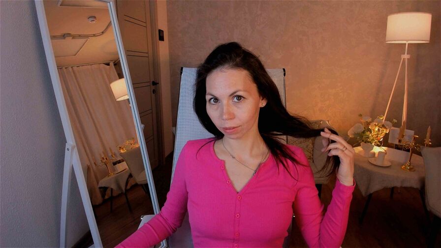 TrasyMorris – Female | Love Meet 8