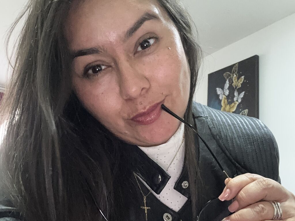 Profile photo of AnaidWhite