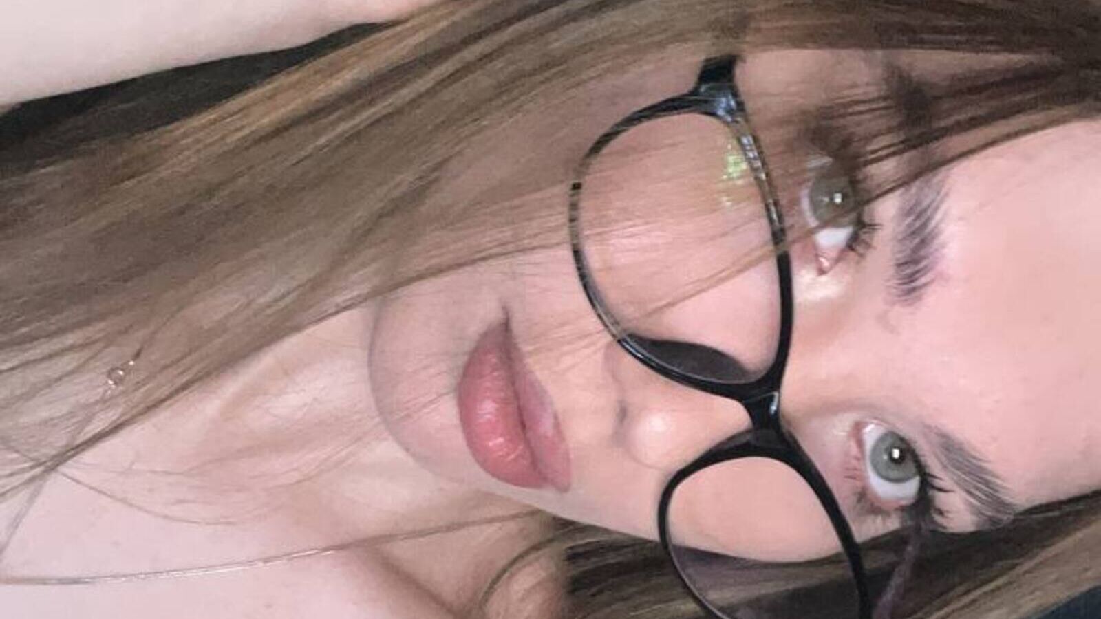 MargotAbbot erotic portrait