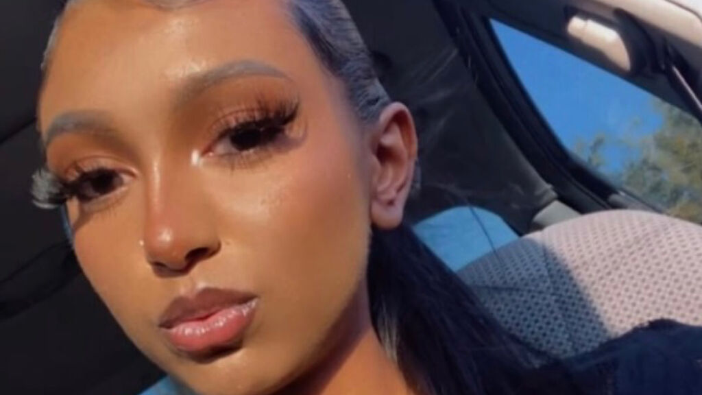 prettyvanessaaa online on GirlsOfJasmin