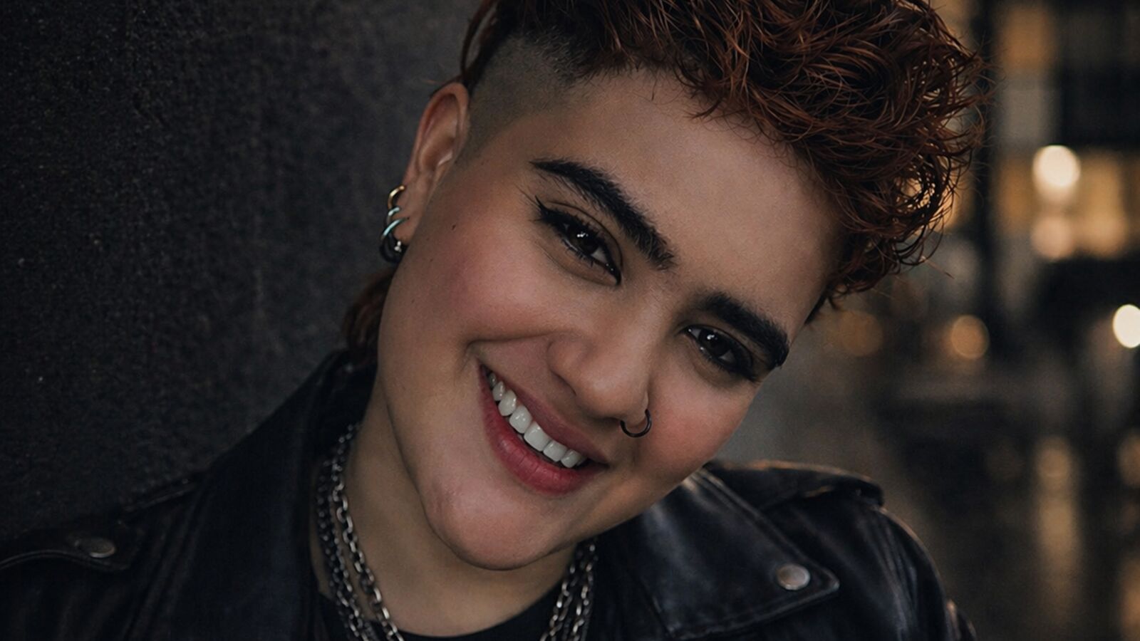 ZussanGravereign glamour portrait
