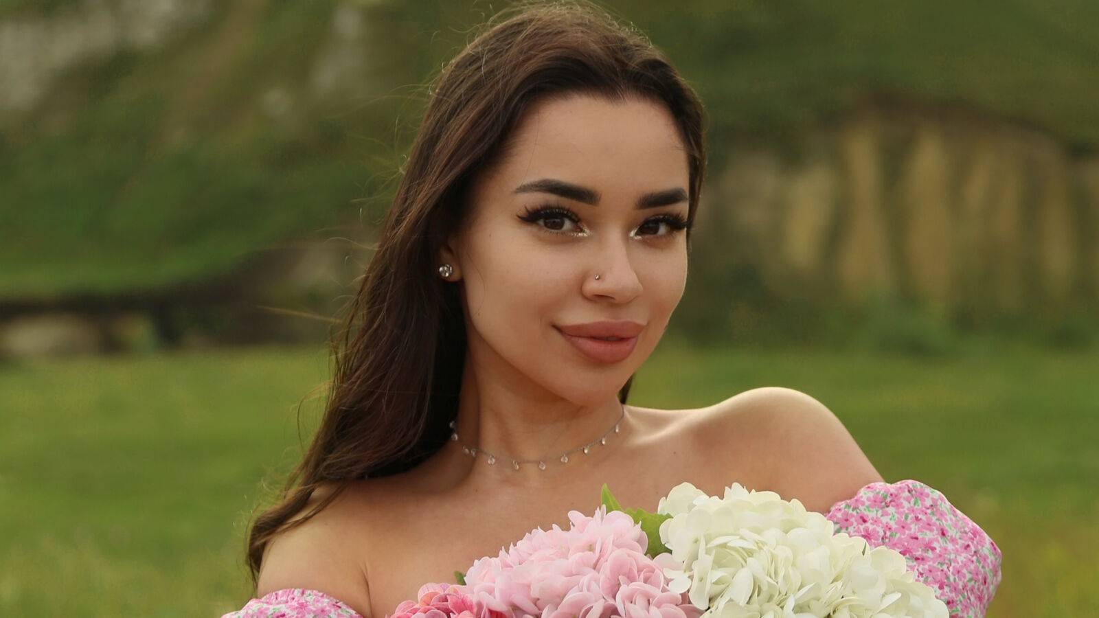 EmmyLee erotic portrait