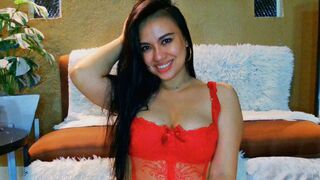 Free Nude HeraAguilar