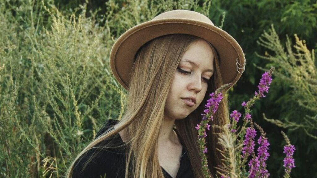 Sex chat gratuit in direct cu KarenLowe pe LiveJasmin