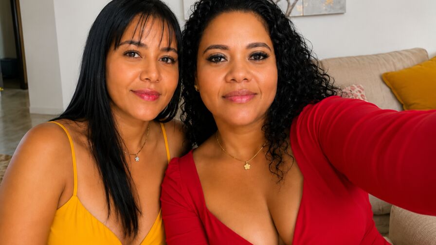 Watch BrielleAndAvriel live on Free Vintage Erotica