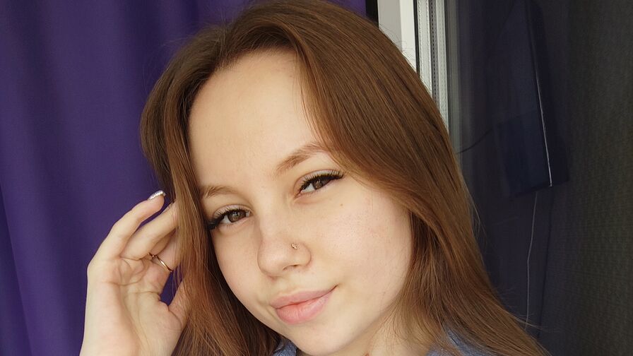 Watch NancySalas live on Hernude