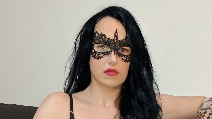 Watch TessaTaviani live on tastypornhot.com