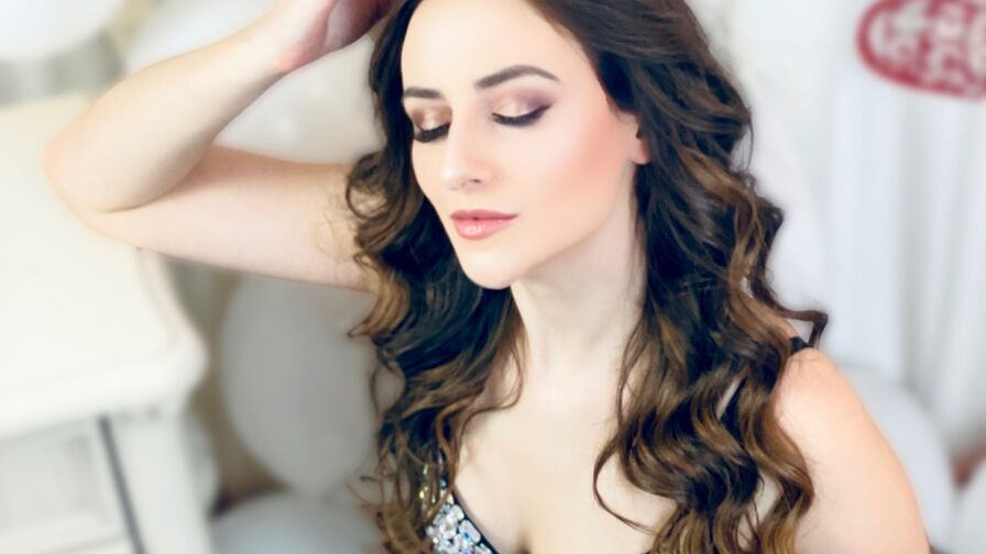 Watch JasmineHuxley live on Screencamera