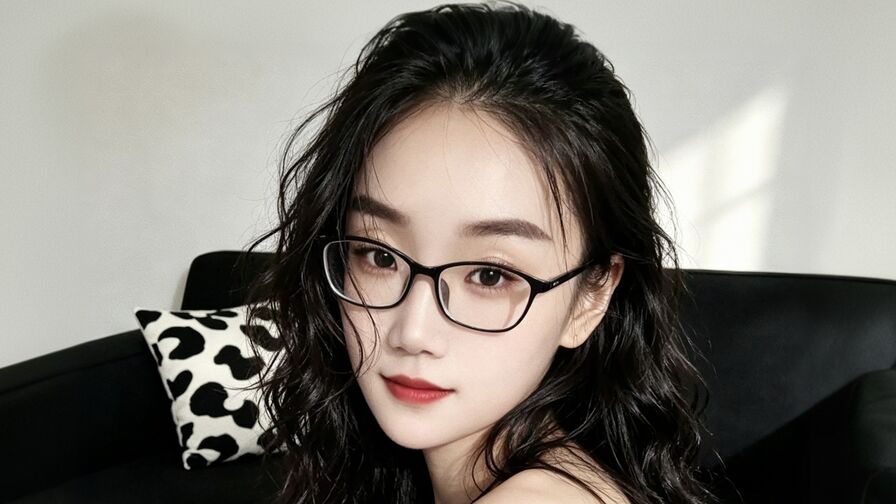 Watch LunaChen live on Screencamera