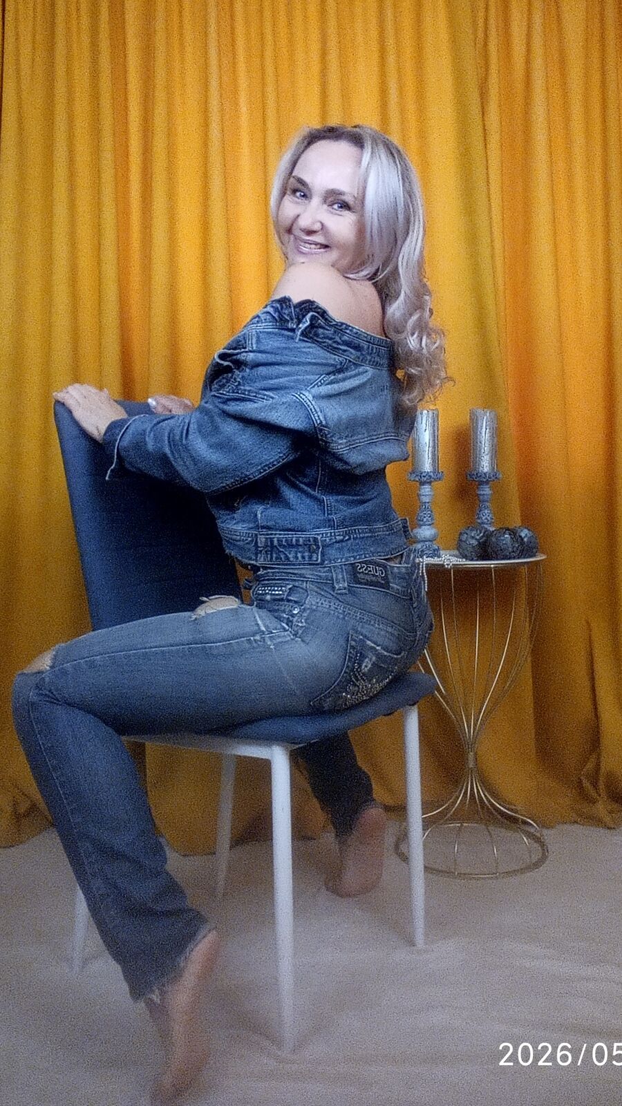 JennisJons erotic portrait