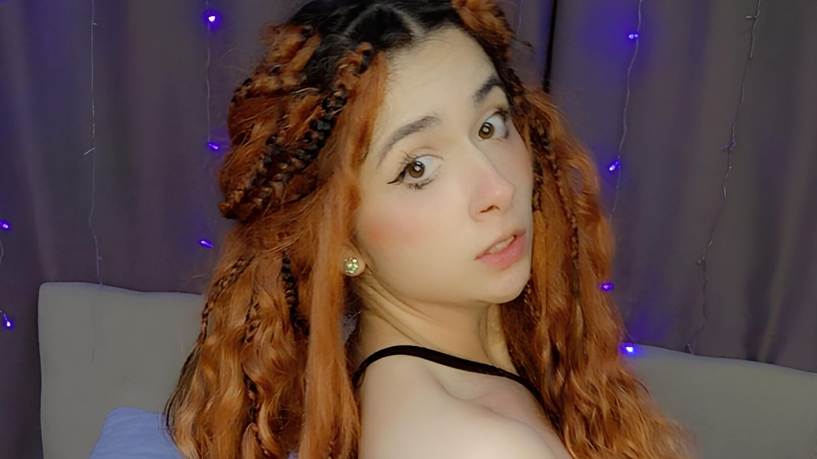 AdrianaClide glamour portrait