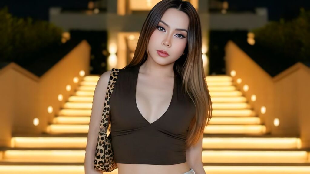 DahliaStarsi live cam model at LiveJasmin