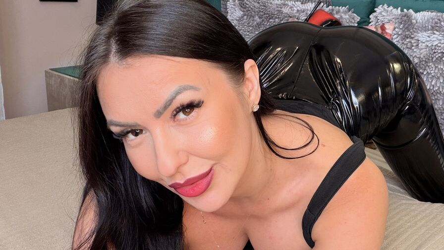 See AlisonHale’s Cam Show Now