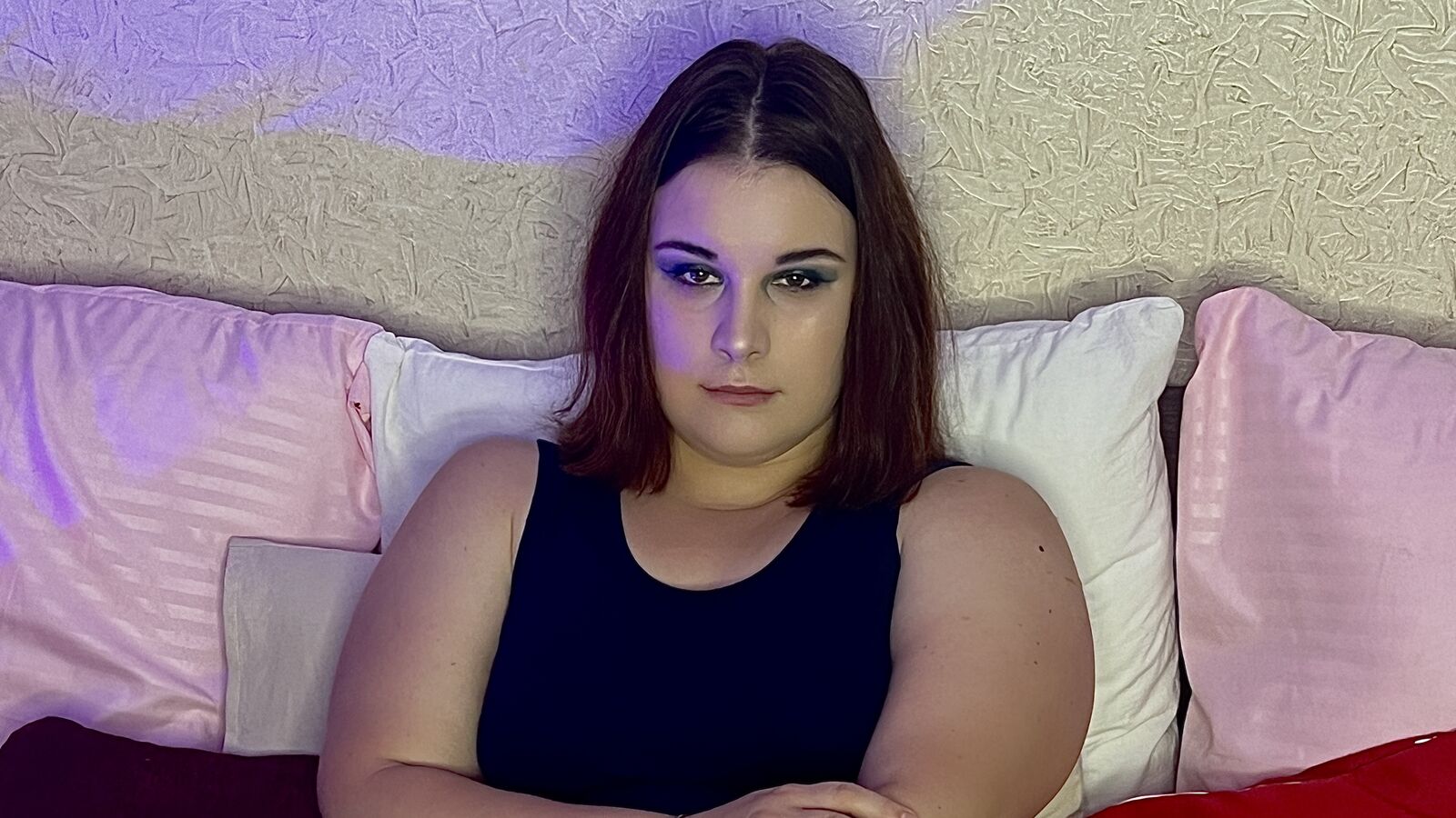 OliviaLancaster glamour portrait
