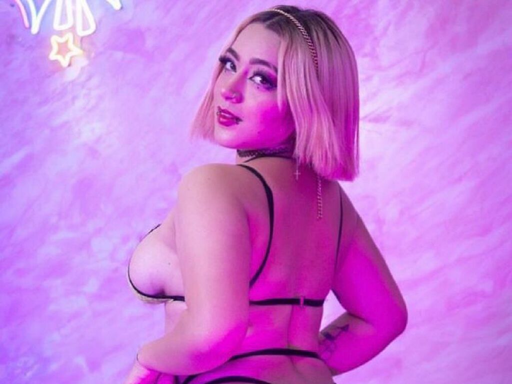 kaoriyasu from livejasmin