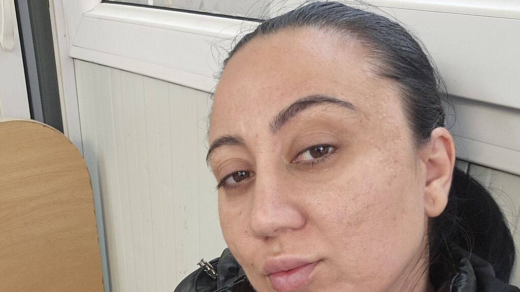 BiaJoy online cam on GirlsOfJasmin