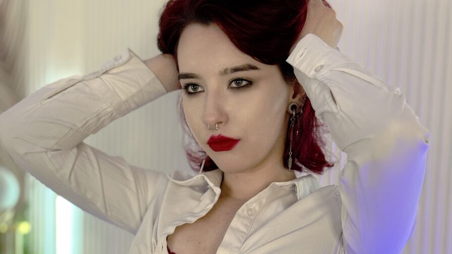 TinaTores's chat room