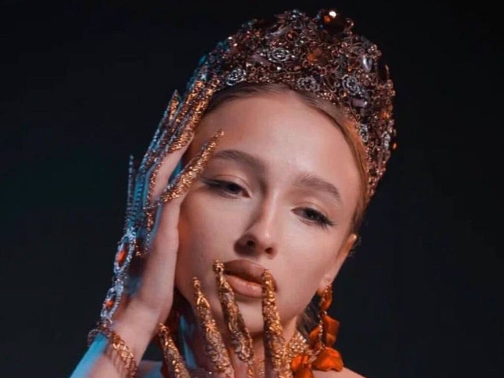 SantanaOtterson Profile Image