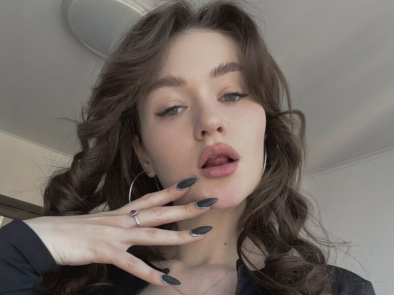 Non-Explicit Image