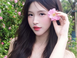 free video chatroom NanaSeino
